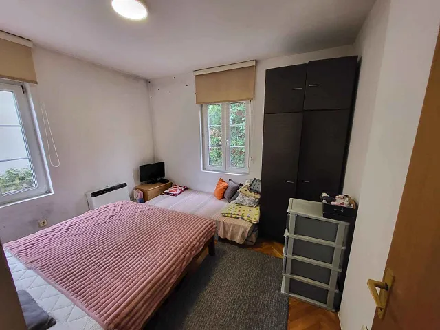 Apartment mit zwei Schlafzimmern in Petrovac in einer ruhigen Gegend, nur wenige Gehminuten vom Strand entfernt — photo 4